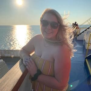 Meet your Posher, Kayla